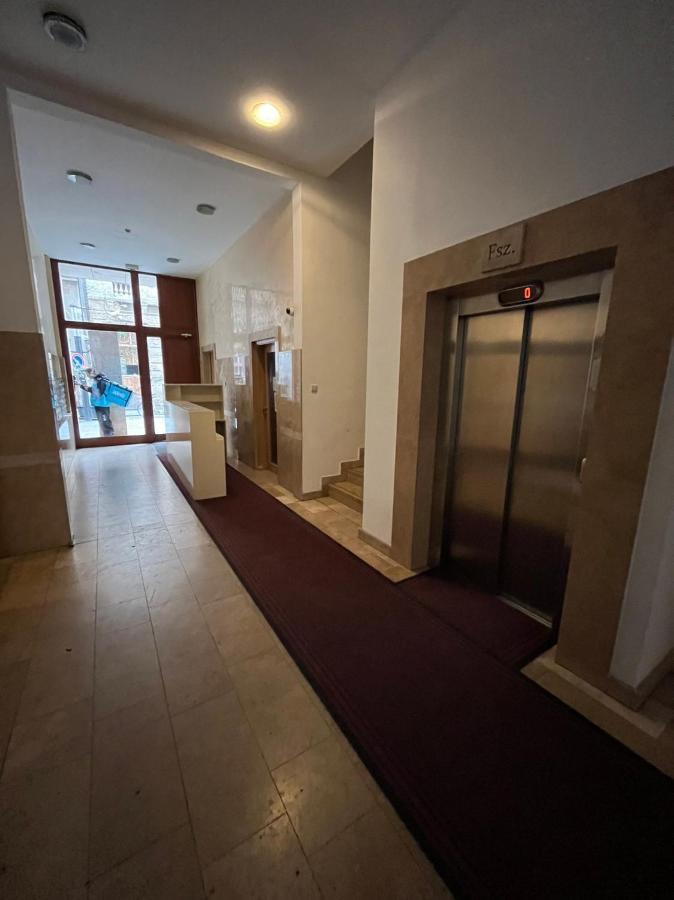Pleasure Place Apartment Budapest Eksteriør billede